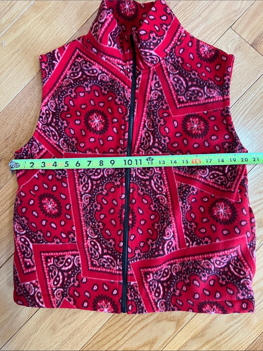 Black Mountain RARE vintage Red Bandana Print Fleece Vest made in the USA - Picture 4 of 6
